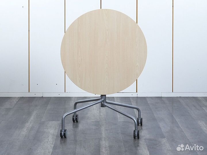 Стол для переговоров