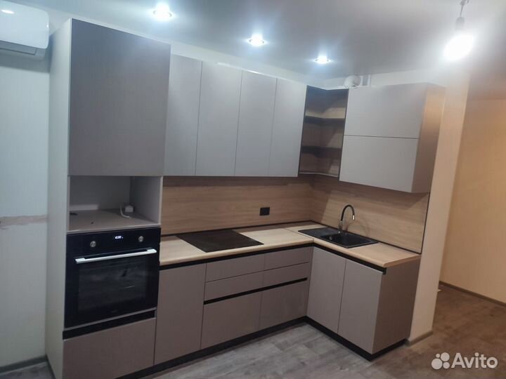 Кухня угловая