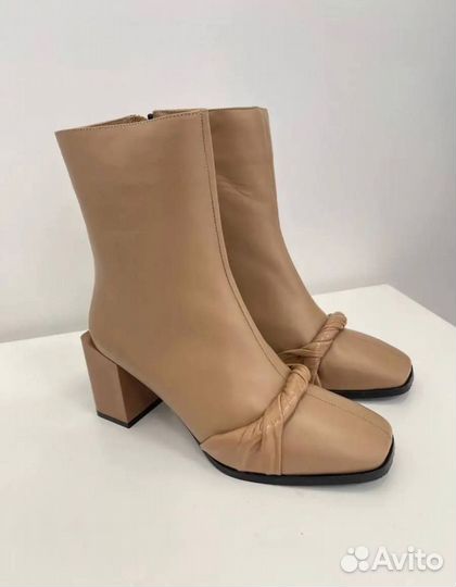 Полусапоги ботильоны ilvi 39 новые