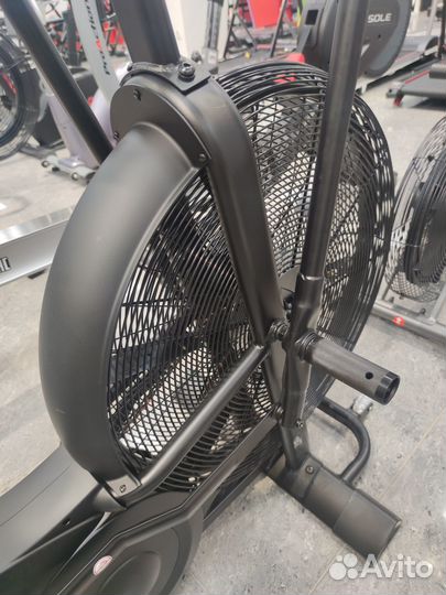 Велотренажер Аэробайк bronze GYM A800M PRO