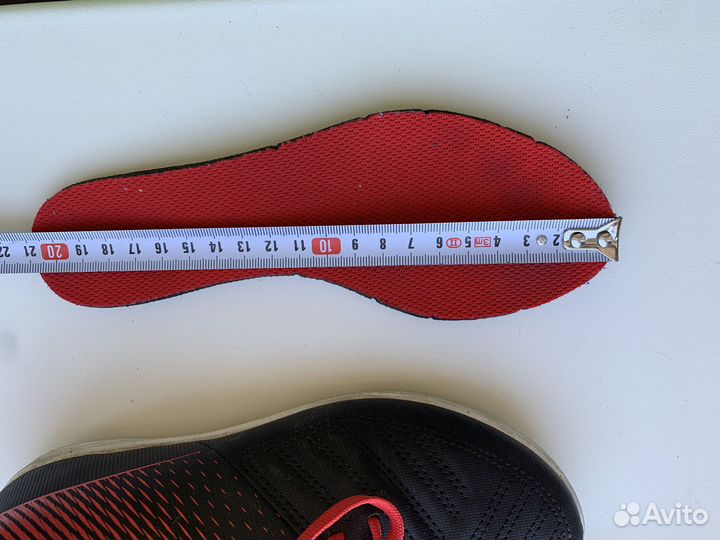 Футбольные шиповки 30 р