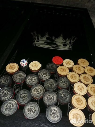 Нарды ручной работы с гравировкой на стекле