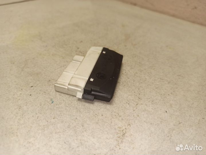 Блок управления подогревом руля