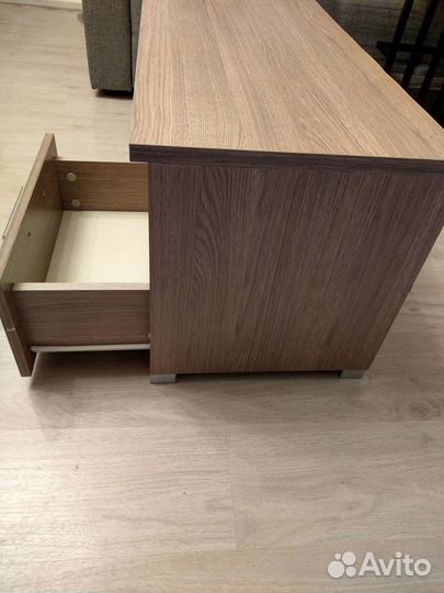 Тумба под телевизор