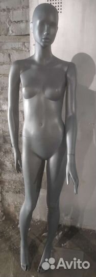 Женский манекен. Темно серый цвет