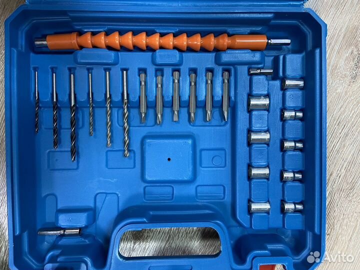 Шуруповерт Makita