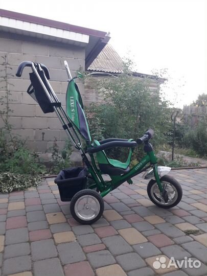 Трёхколёсный велосипед