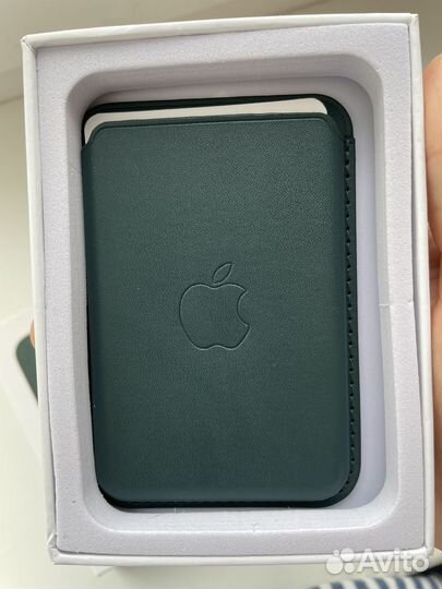 Чехол-картхолдер MagSafe Wallet на Apple iPhone