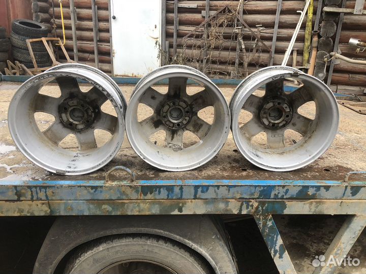 Диски 4 на 100 r 15 с колпаками