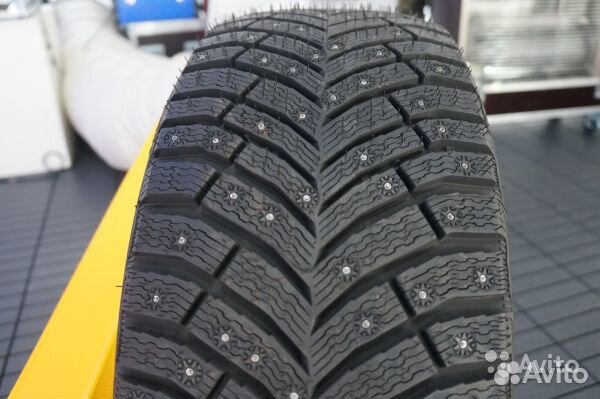 Michelin X-Ice North 4 SUV 295/35 R21