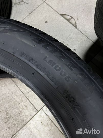 Bridgestone Blizzak LM-005 275/45 R21 и 315/40 R21