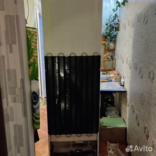 Холодильник indesit DF 5200 W