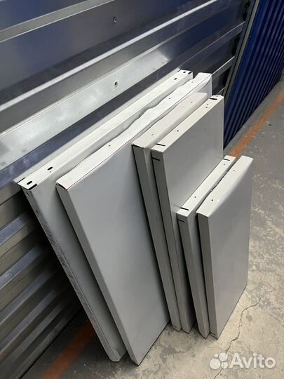 Полки для металлического стеллажа (обрезки) бу