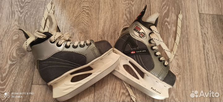 Коньки хоккейные 2 пары