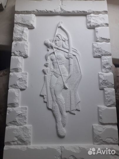 Барельефное гипсовое панно