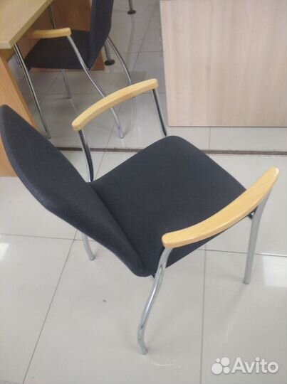 Конференц кресло