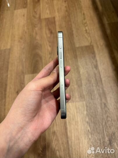 iPhone 15 Pro, 128 ГБ