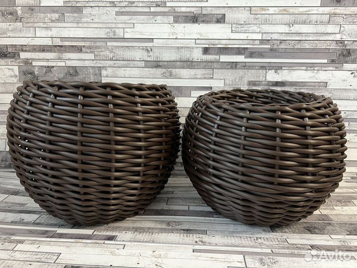 Кашпо для цветов напольное