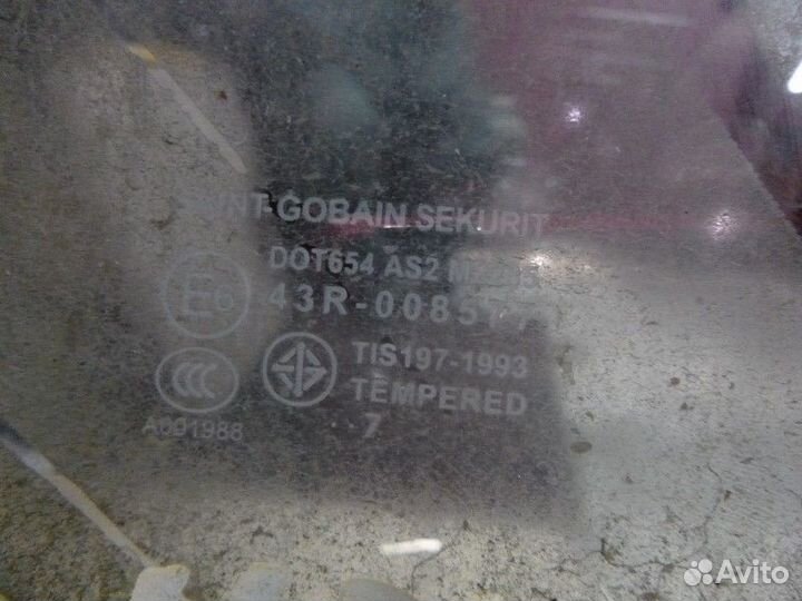 Стекло двери задней правой mazda 3 3 (BK) 2002-200