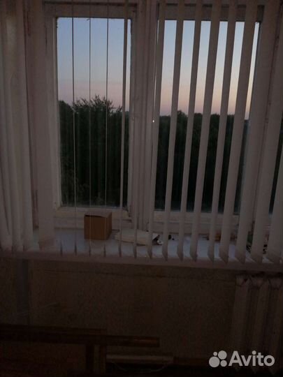 Жалюзи горизонтальные бу