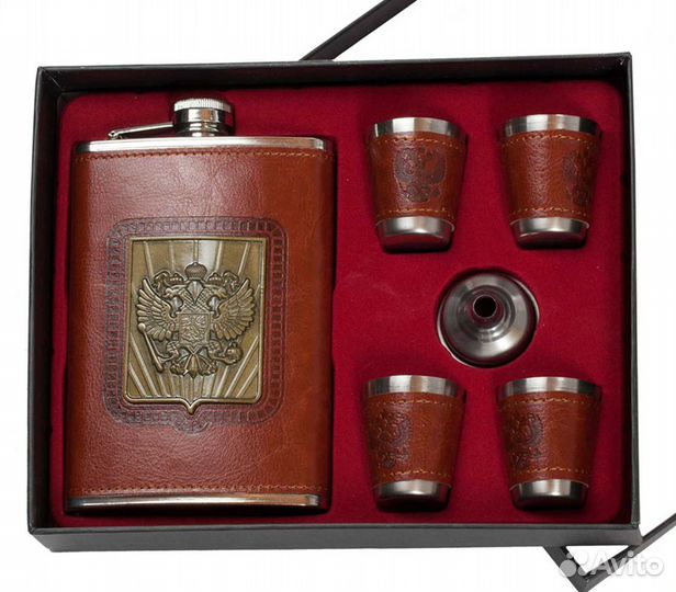 Подарочный набор с фляжкой