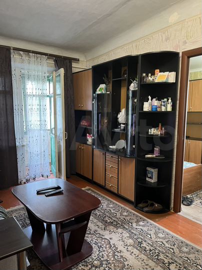 2-к. квартира, 43 м², 4/4 эт.