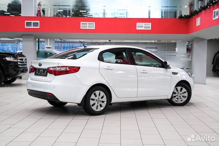 Kia Rio 1.6 AT, 2013, 176 000 км