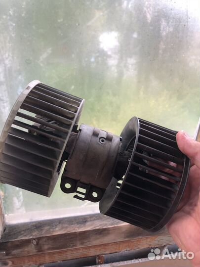 Моторчик печки bmw е36