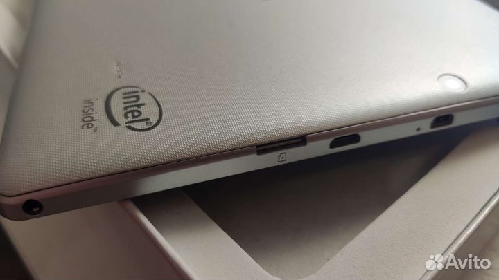 Планшет на Win10 NextBook Ares 10A NX16a