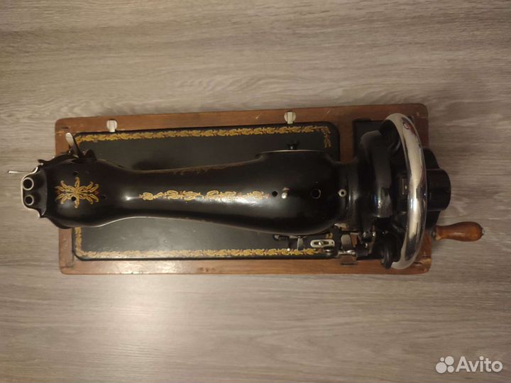 Швейная машина Подольск ручная