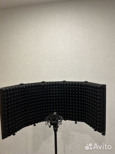 Акустический экран для микрофона