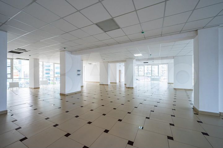 Торговая площадь, 700 м²