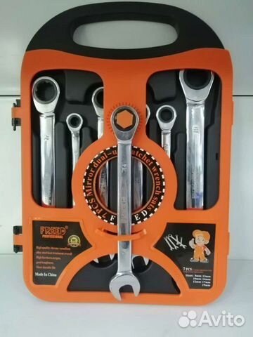 Набор ключей с трещеткой