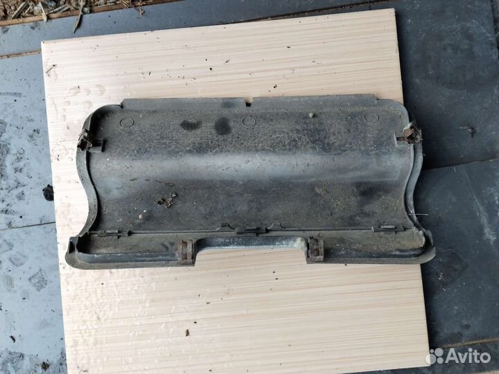 Лючок в бампер задний бмв Е-38