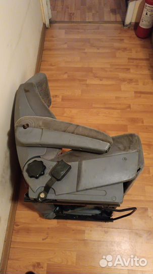 Сидение водительское Мерседес Вито 638