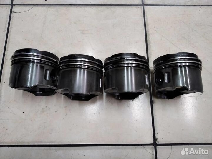 Поршень дизель w203 C-class 611.962