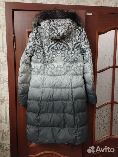 Пуховик зимний женский