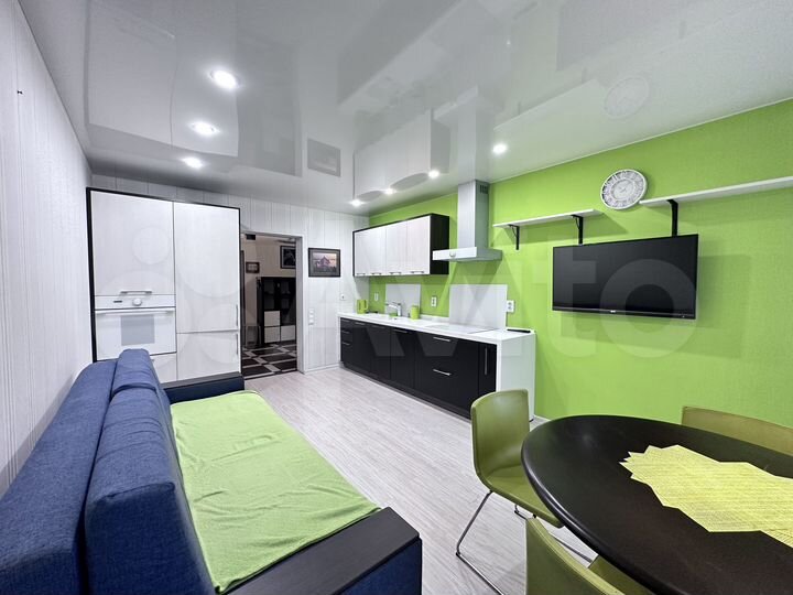 2-к. квартира, 70 м², 5/17 эт.