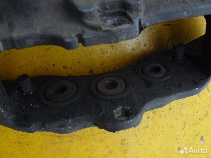 Суппорт передний левый для audi Q7