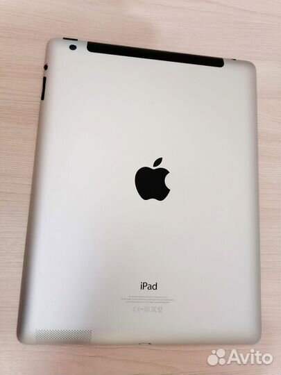 iPad (4-го поколения) A1460