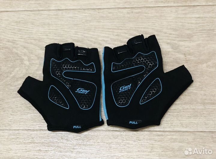 Велосипедные перчатки