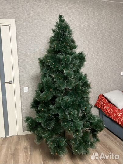 Елка искусственная 210