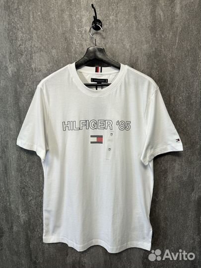 Футболка Tommy Hilfiger оригинал M / L