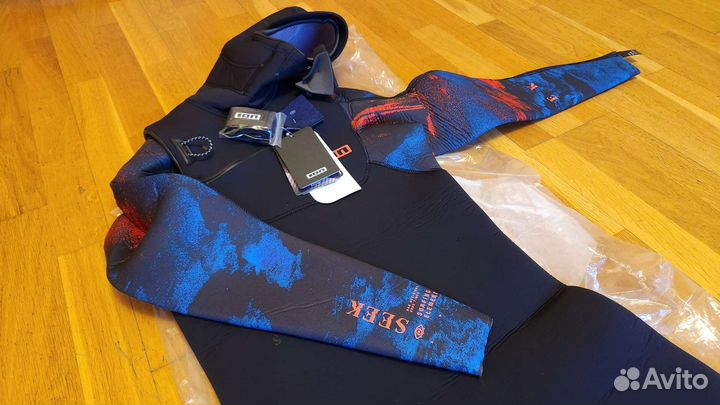 Новый гидрокостюм ION seek AMP 6/5мм с капюшоном