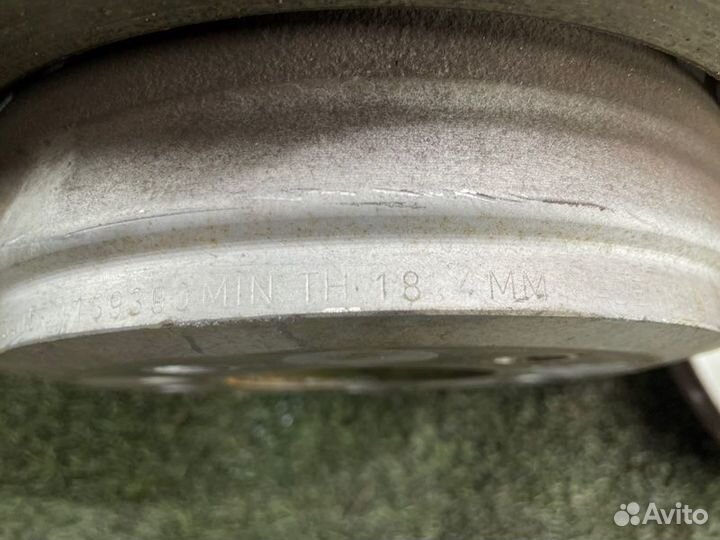 Диск тормозной задний Bmw 5 E60 N52B30 2008