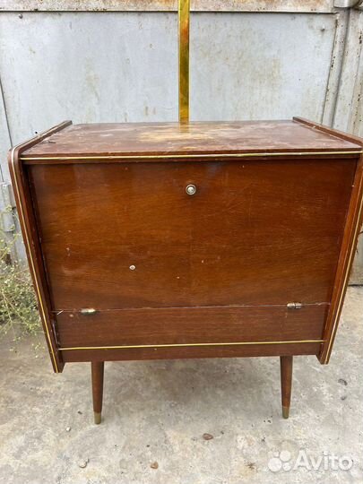 Торшер с тумбой