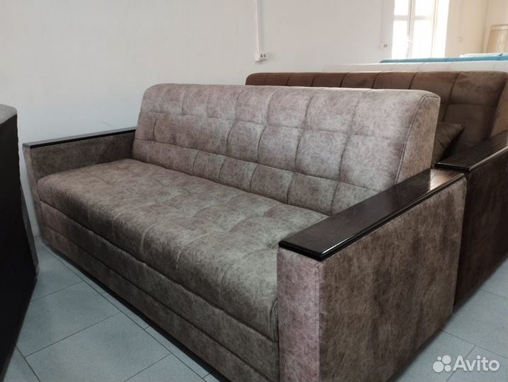 Диван стёганный