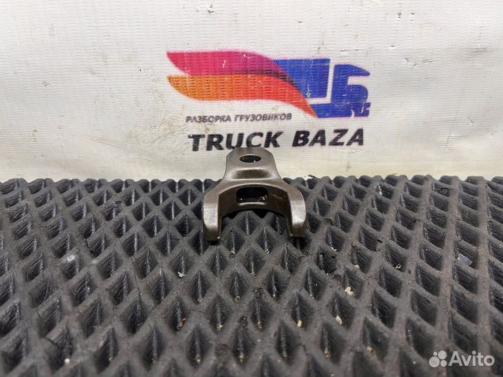 1729620 Кронштейн форсунки