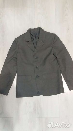 Школьная форма серого цвета