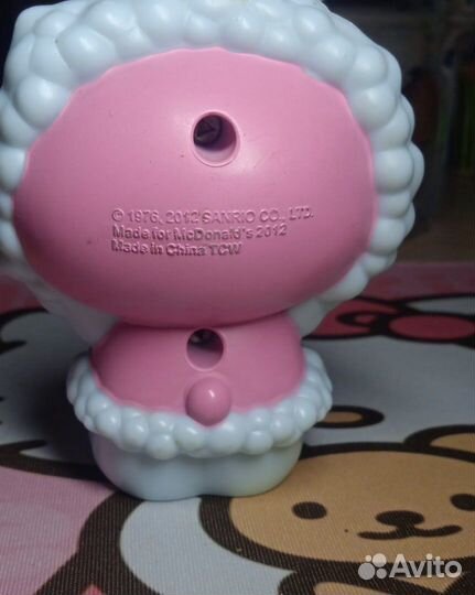 Hello Kitty фигурка